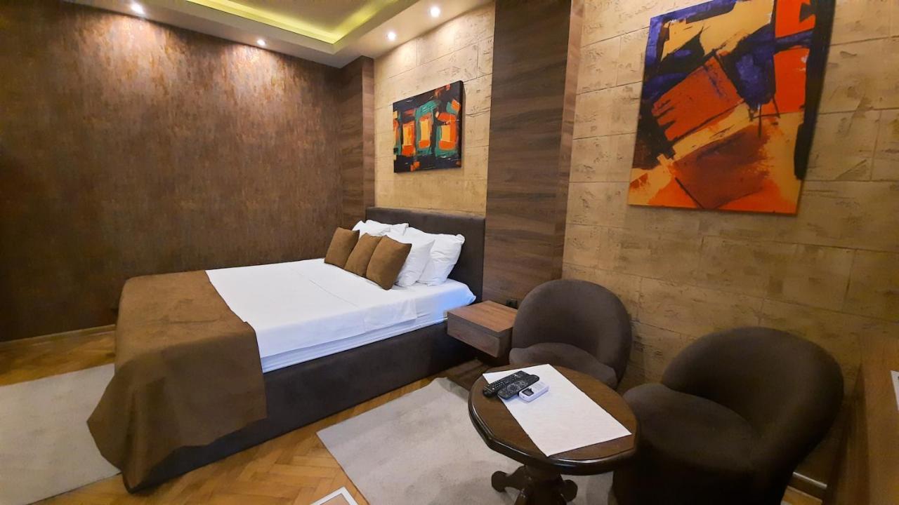 Stan Na Dan Apartman D Lux Jacuzzi Крагуевац Экстерьер фото